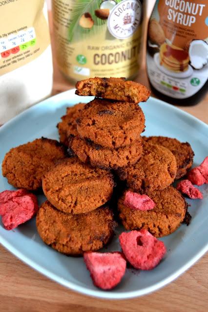 coconut and strawberry cookies