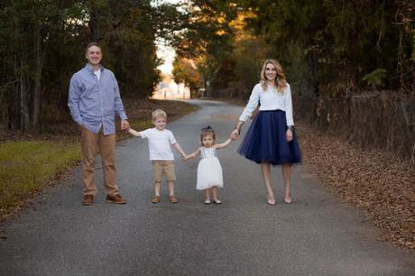 Fall family photos. Fall family photos in a navy and white color palette-The Samantha Show