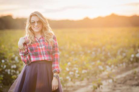 Fall family photos. Photo shoot in tulle skirt and flannel, family photos- The Samantha Show