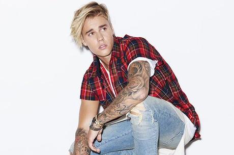 Justin Bieber Debuts At No. 1 on Billboard Embedded image permalink