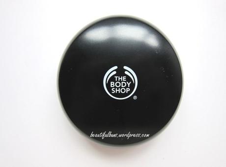The Body Shop Instamatte Mattifying Compact (1)