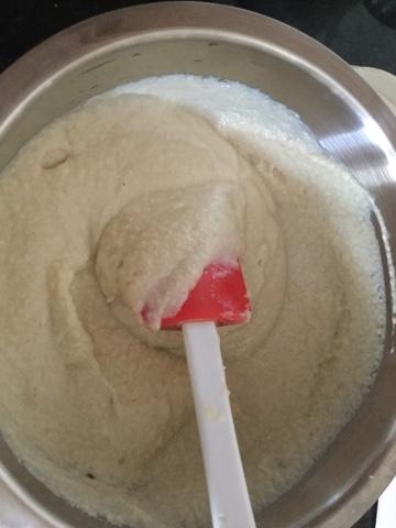 Two Toned Tofu Vanilla Vegan Cupcakes Two Toned Tofu Vanilla Vegan Cupcakes