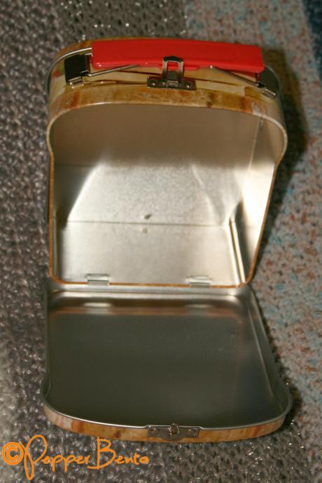 Anchor Promotional Cheese Sandwich Tin Inside