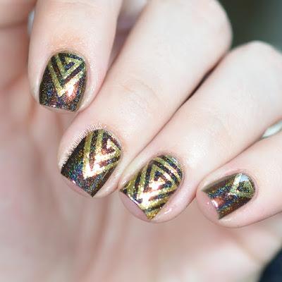 Whats Up! Triangle Swirl Nail Vinyls