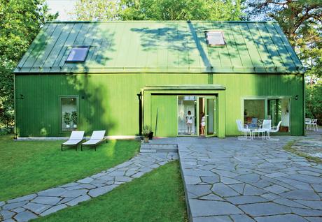 Swedish Prefab Home, Exterior