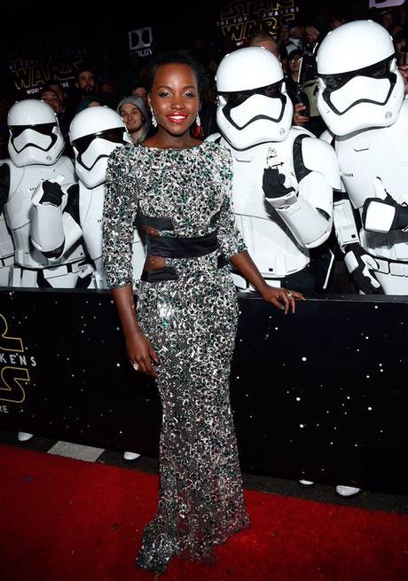 Lupita Nyong’o Stuns At Star Wars World Premier Embedded image permalink