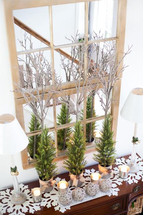 Holiday Decor I Love this Year Christmas decorating ideas for foyers and entryways. #pier1love #sharingpier1: