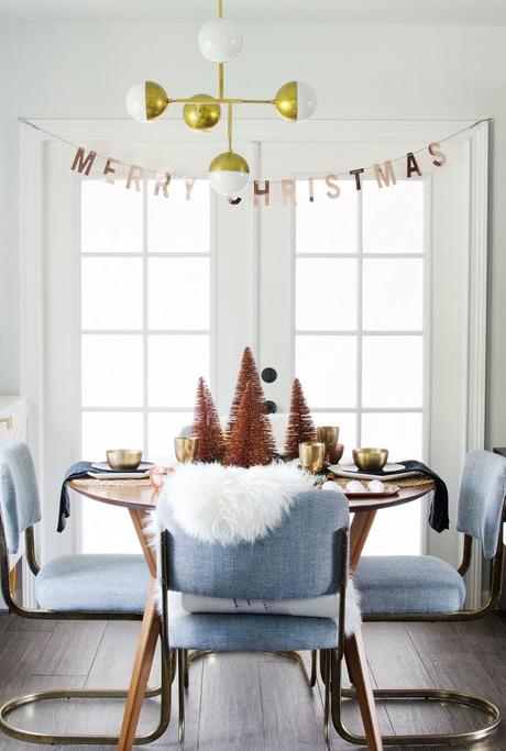 Holiday Decor I Love this Year Copper & gold table setting // brittanyMakes: