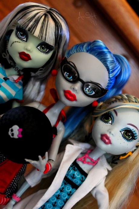 Monster High Trio with WM