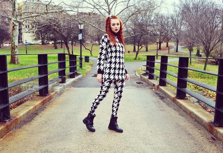 TILDE houndstooth sweater and leggings TILDE houndstooth sweater and leggings