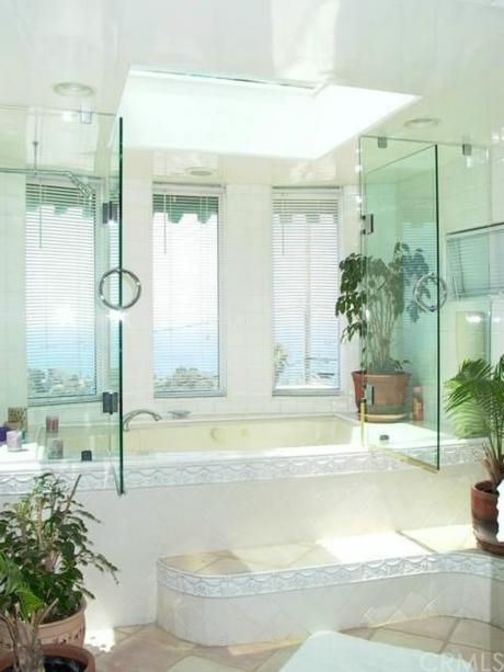 Bathtub Options and Styles Here are two of mine