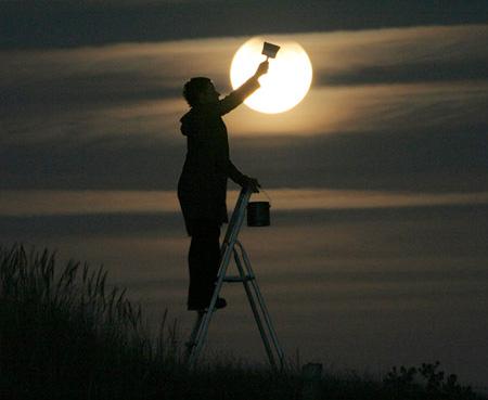Creative Photography Of Moon By Laurent Laveder moon creative photography 2