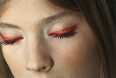 Color Me Happy! 3 Must-Try Beauty Trends For 2012