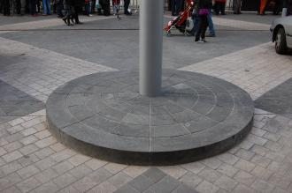 Exhibition Road Shared Space Base to Light Column