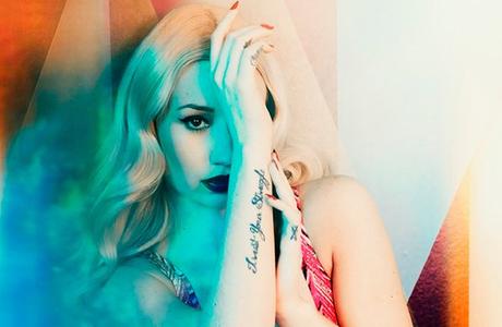 Iggy Azalea’s Mad Macklemore Called Her Out For Appropriating Black Culture + Her Music Label Won’t Fund Her Music Video Embedded image permalink