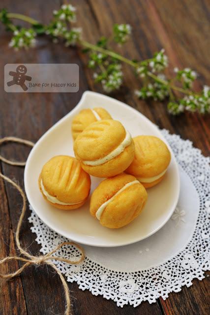 yo yo custard biscuit cookie CWA yo yo custard biscuit cookie CWA