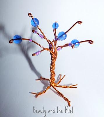 DIY: My First Wire Trees DIY: My First Wire Trees