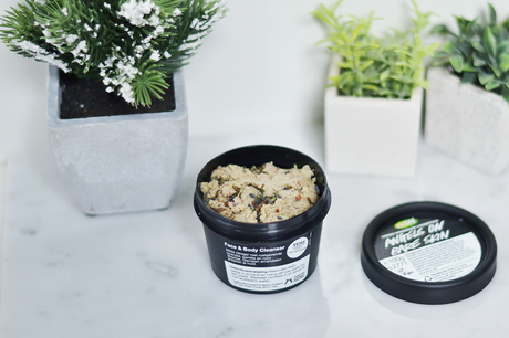 Turn it inside out // Lush Angels on bare skin Lush, angels on bare skin, face, gezicht, scrub, reiniging, review, fashion blogger, belgium, belgische fashion bloggers