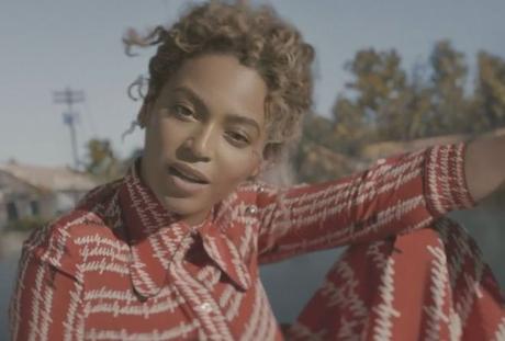 Music Vide : Beyoncé “Formation” Embedded image permalink