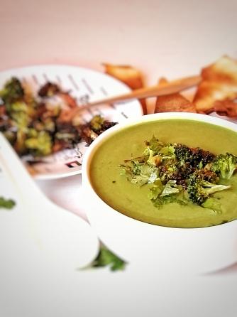 Creamy spinach, broccoli and cilantro soup.