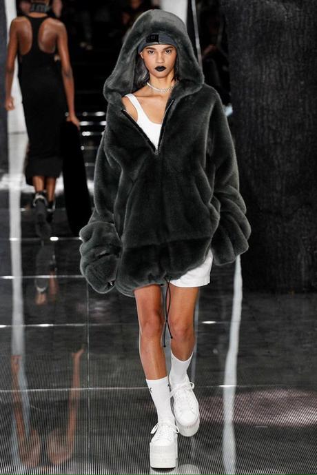 Rihanna’s Fenty x PUMA Fall/Winter 2016 Rihanna’s Fenty x PUMA Fall/Winter 2016
