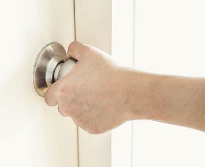 Troubleshooting Door Installations: Why Some New Doors Come With Problems troubleshooting door installations3