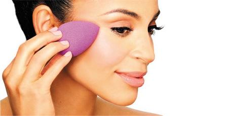 7 Activities that will help fine tune motor skills Squeezing sponges