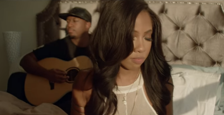 WATCH SEVYN STREETER’S ACOUSTIC VIDEO FOR ‘JUST BEING HONEST’ WATCH SEVYN STREETER’S ACOUSTIC VIDEO FOR ‘JUST BEING HONEST’