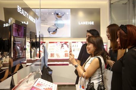 LANEIGE @ ION Orchard Flagship Store Opening + Review of LANEIGE Lip Card, Sleeping Ball & Water Science Mist