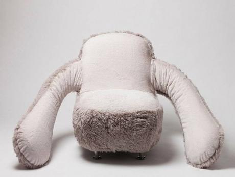 The Free Hug Sofa Is Going To Be Your New Girlfriend/Boyfriend free-hug-sofa-3