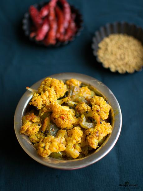 achari gobhi recipe - cauliflower curry