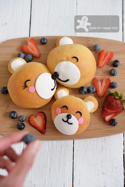 cute bear bread buns