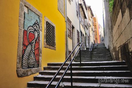 street art by Hazul - Escadas da Vitória, Porto