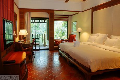 JW Marriott Phuket Resort & Spa: Beautifully Local and Luxurious