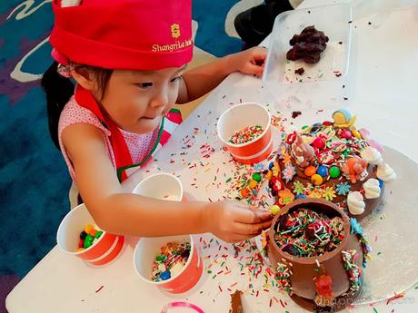 A chocolate mushroom full of treats {Enchanted Mushroom Workshop experience in Shangri-La Hotel} A chocolate mushroom full of treats {Enchanted Mushroom Workshop experience in Shangri-La Hotel}