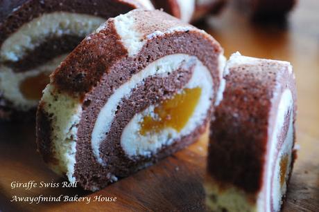 Giraffe Patterned Swiss Roll 长颈鹿蛋糕卷 Giraffe Patterned Swiss Roll 长颈鹿蛋糕卷