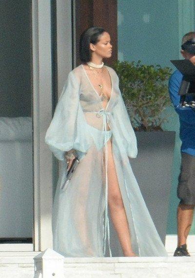 Rihanna Spotted Filming New Video