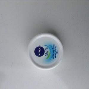 SPRING WALMART BEAUTY BOX REVIEW IMG_5889