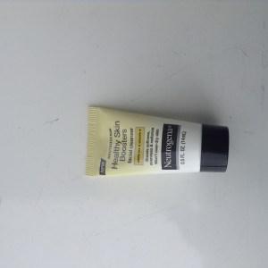 SPRING WALMART BEAUTY BOX REVIEW IMG_5890