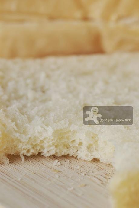 Super Soft and Fluffy White Crusted Japanese Square Bread ふわふわしっとり角食白パン