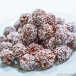 THE BENEFITS OF SAILING ! FOT - Coconut and Choco Balls