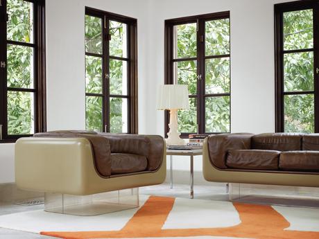 Sunroom with vintage Case Study furniture with Plexiglas 