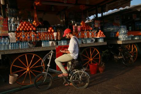 Morocco’s Best City: Is it Fez or Marrakech? Juice stands at Djama Elfna
