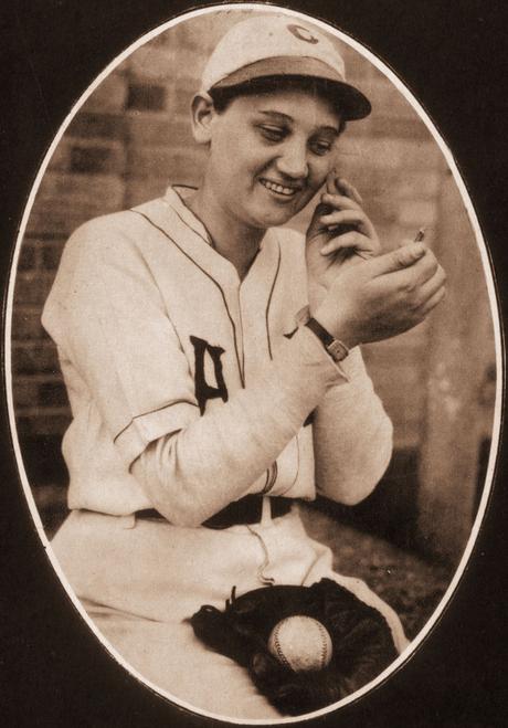 This day in baseball: Jackie Mitchell Woman Pitcher Jackie Mitchell