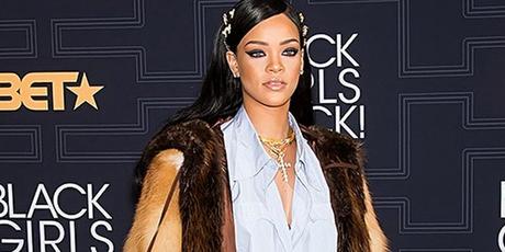 Rihanna Rocks BET’s Black Girls Rock Event