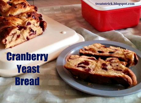 Cranberry Yeast Bread Recipe @ treatntrick.blogspot.com