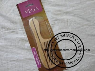 Vega Wooden Comb HMWC-06 1.jpg