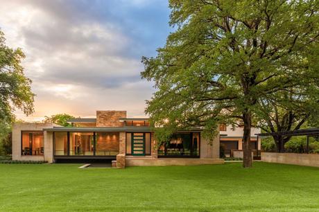 Forging a Connection to the Texas Skies One Window at a Time Forging a Connection to the Texas Skies One Window at a Time