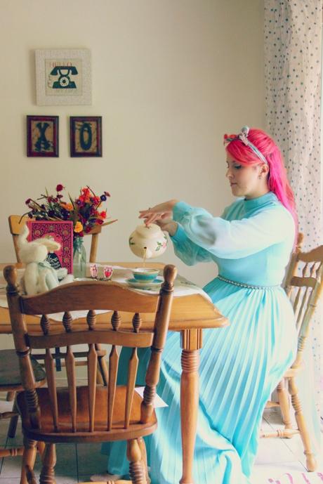 Alice | Outfit Alice in Wonderland | www.eccentricowl.com