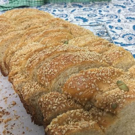 Whole Wheat and Oats Challah Bread